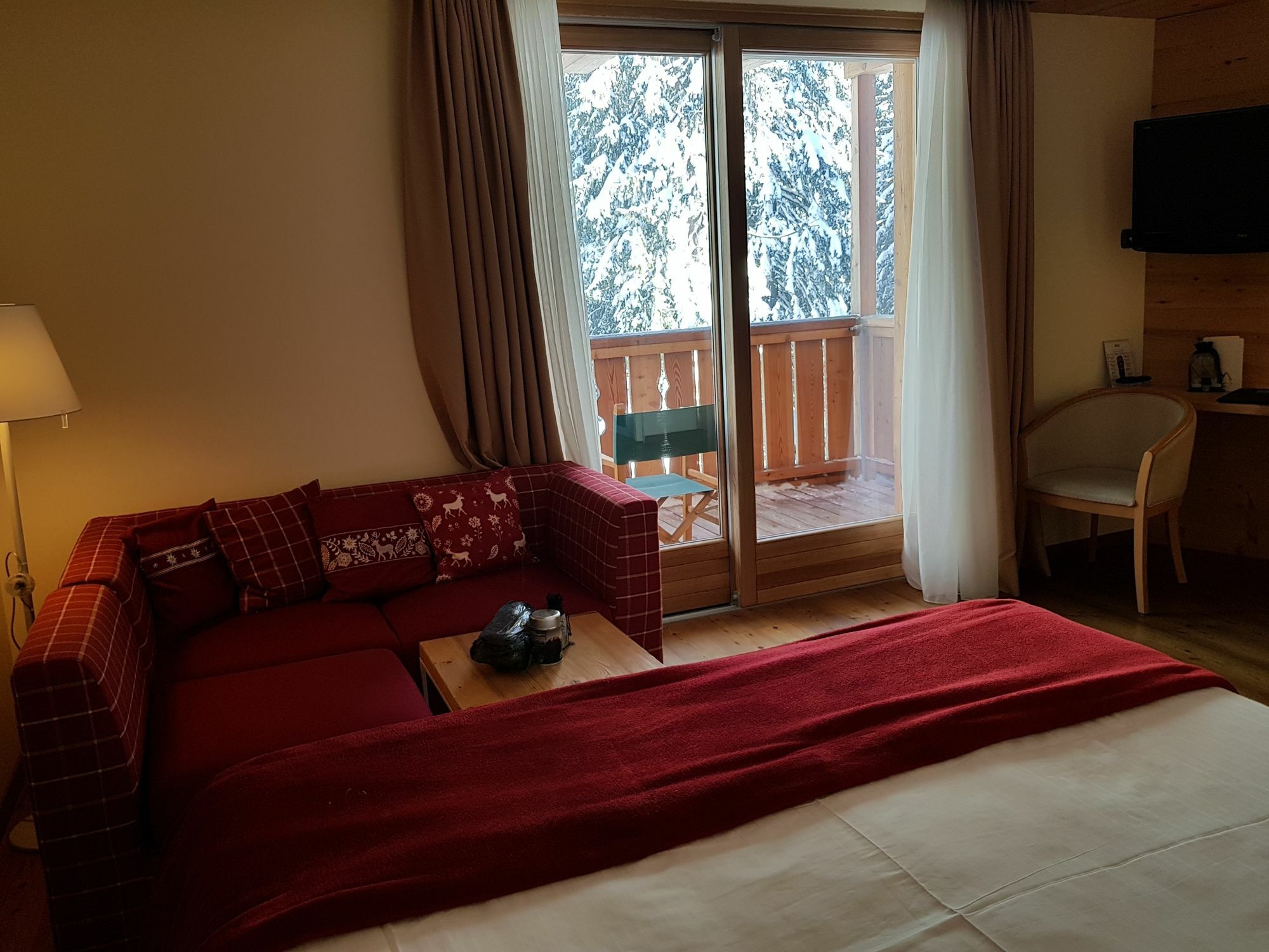 מדונה די קמפיליו Maribel Hotel מראה חיצוני תמונה